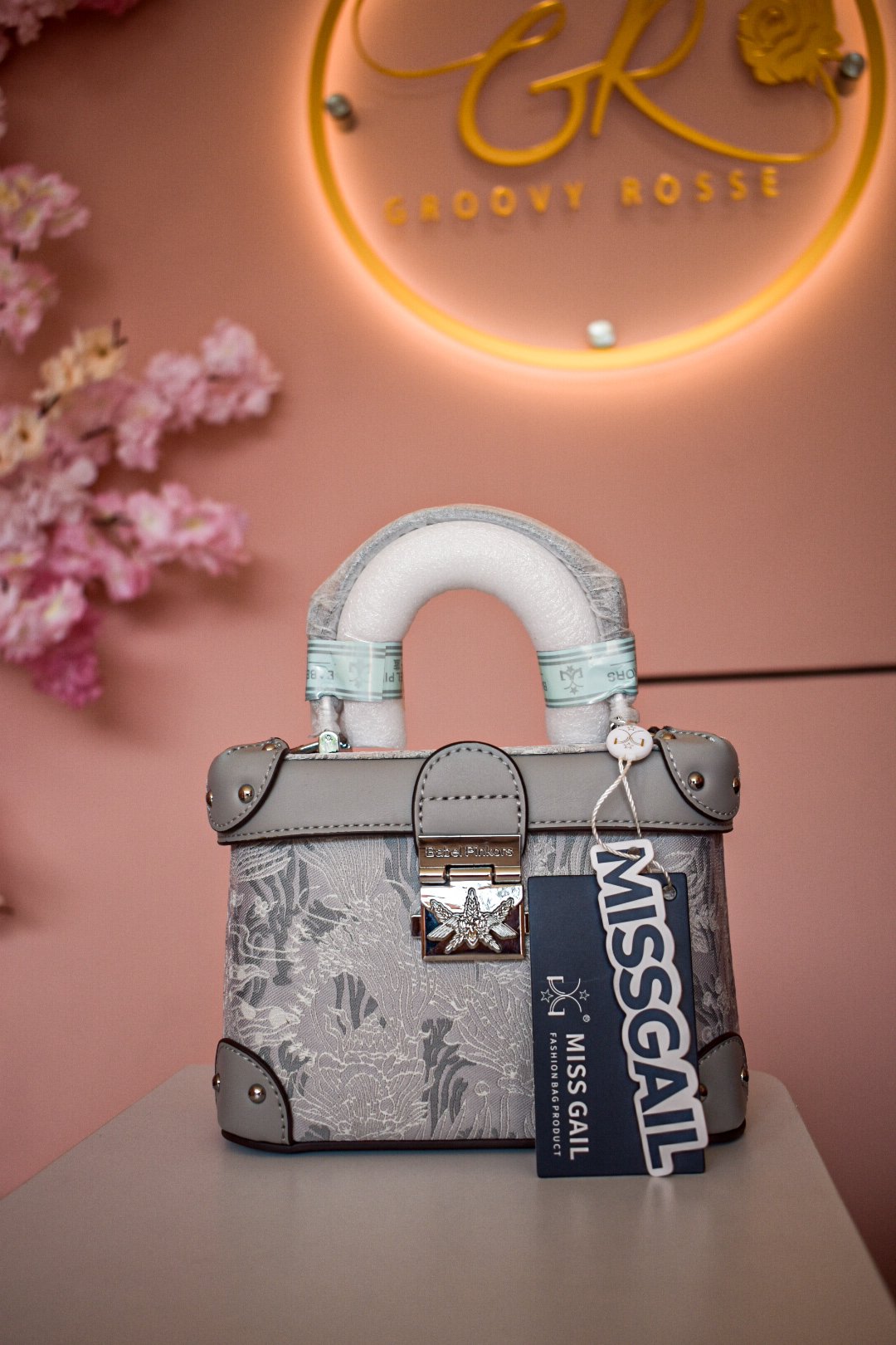 MISS GAIL VITTORIA LUXE